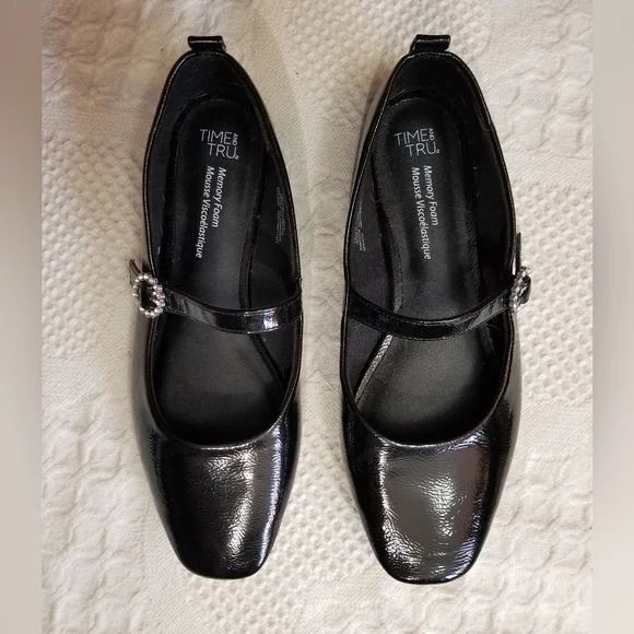 Mod Balletcore Patent Jewel Buckle Mary Jane Flats - Picture 5 of 8